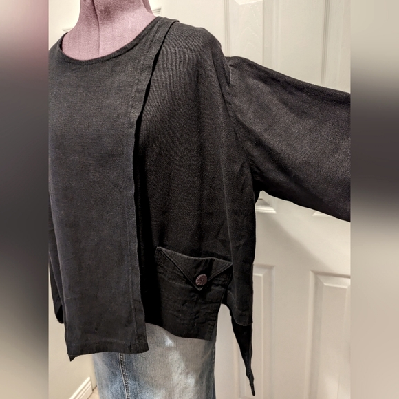 Stylish Asymmetrical Black Linen Top, OS, EUC - Picture 5 of 11